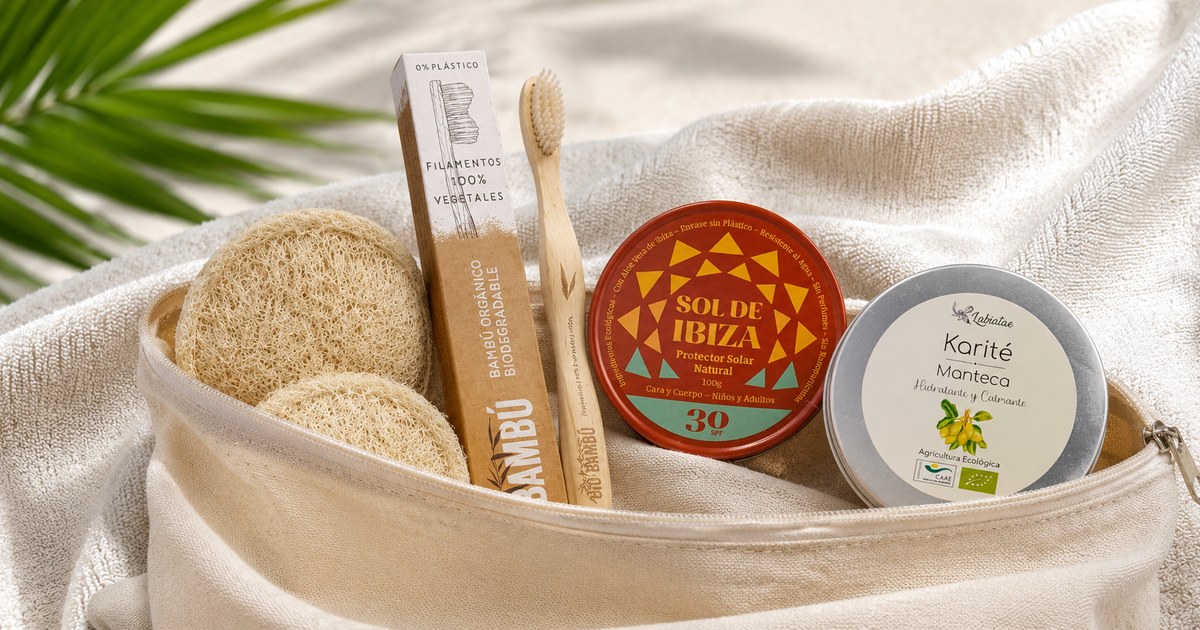 Cosmética natural para viajar: básicos zero waste para tu neceser de verano